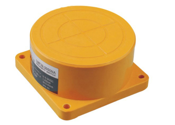 High On-Off Frequency Inductive Proximity Sensor LMF39 Oilproof  Screw Mounting