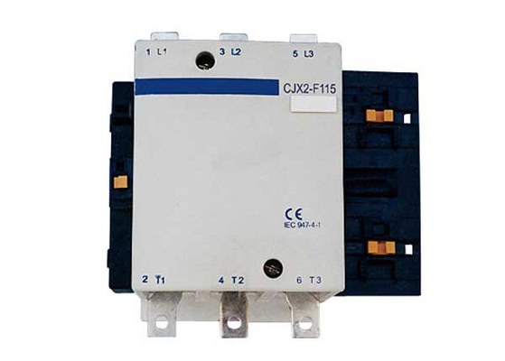3 Pole / 4 Pole Magnetic AC Contactor For Long Distance Frequently Starting