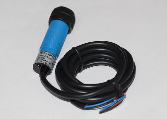 Diffuse Type Analog Photoelectric Switch G18